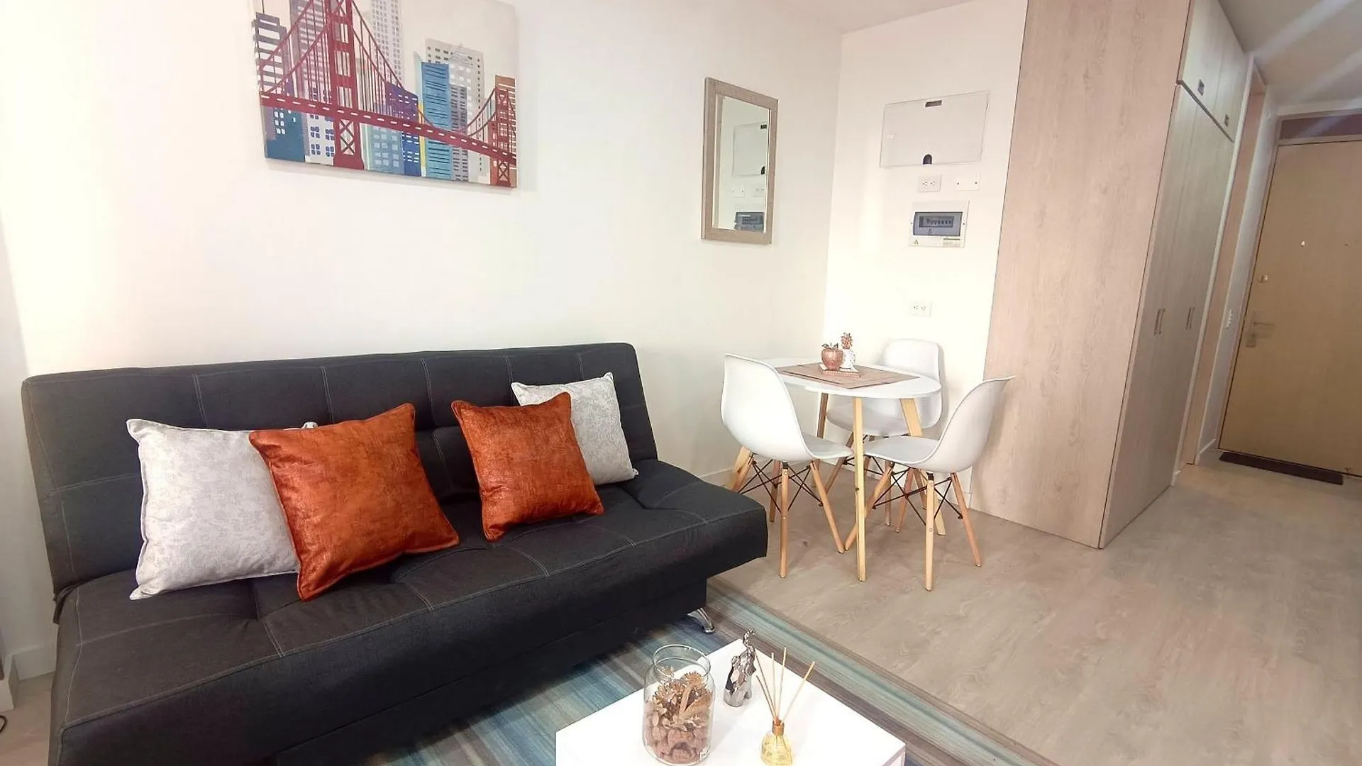 Acogedor Loft Con Tecnologia Alexa, Vista Usaquen Bogota 0*,  Colombia